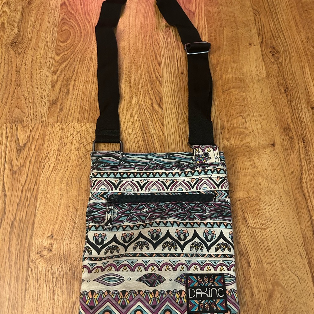 Dakine Multicolor Patterned Crossbody Bag